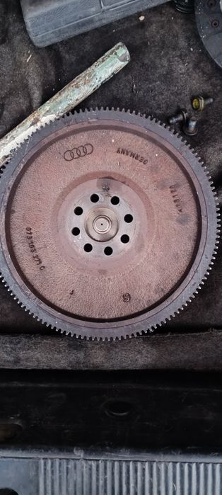 Продам маховик одномассовый ауди