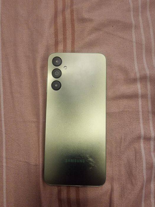 Samsung a05s pret 450 lei  fix