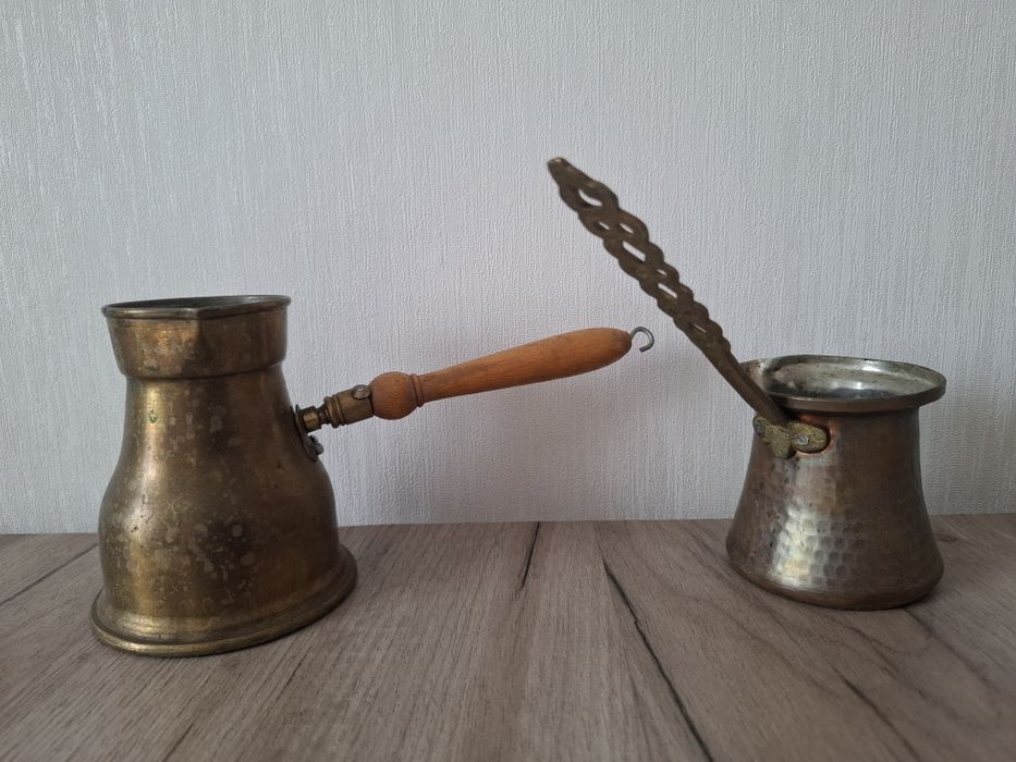 продам кувшин бронзовый парой