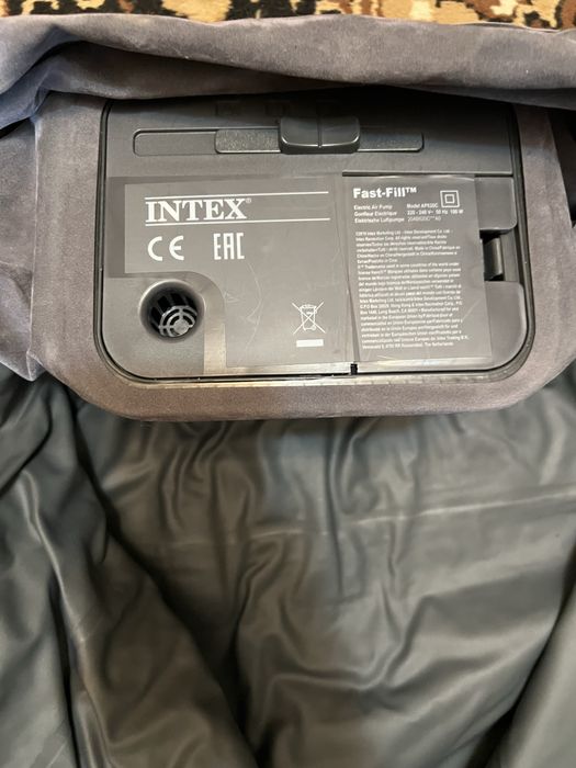Надувной матрас intex