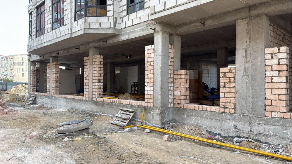 Кладка кирпича и газоблока
