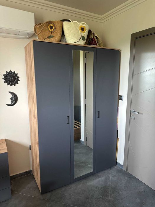 Гардероб за спалня