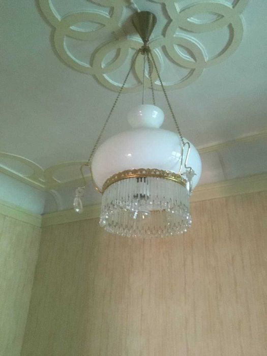 Светильники настенные, люстры