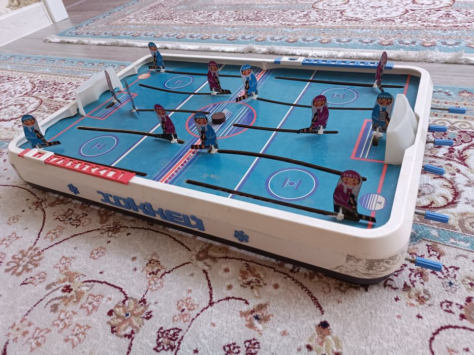 Продам настольный хоккей