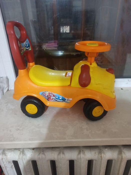 Продам детский машину