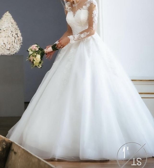 Vând rochie de mireasă, tip prințesă