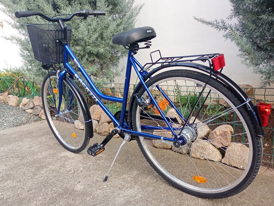 Vând bicicletă damă RAGAZZI,cu 7 vit Sachs,frână picior !