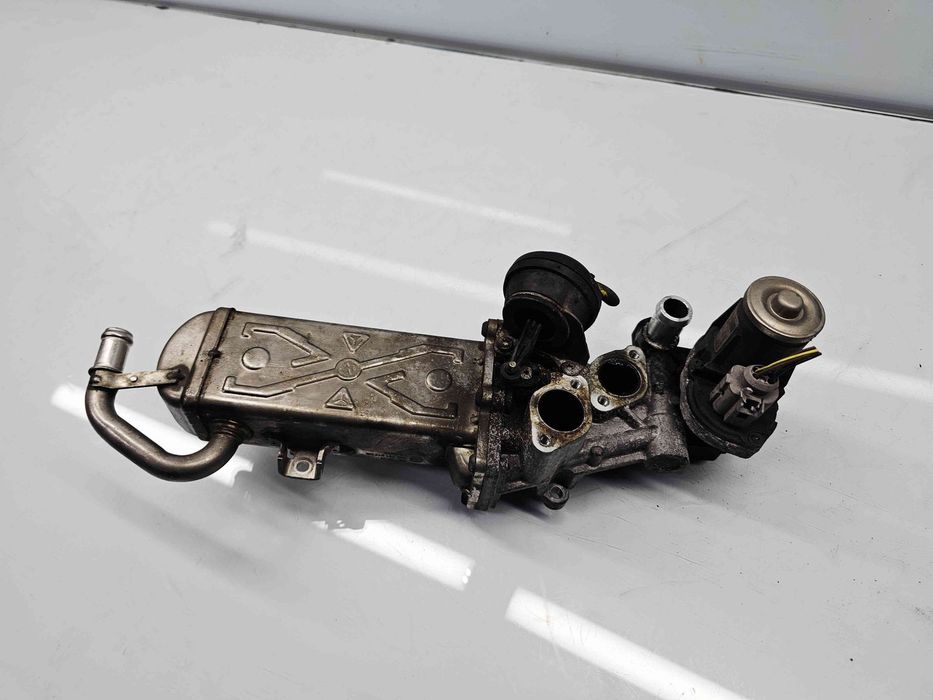 Racitor gaze  Volkswagen Caddy 3 (2KA, 2KH) [Fabr 2004-2009] 03L131512