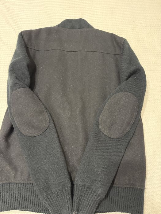 Продам шерстяной бомбер