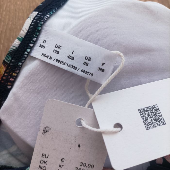 Esprit /Oneill 36B/C  висока талия нов оригинален бански