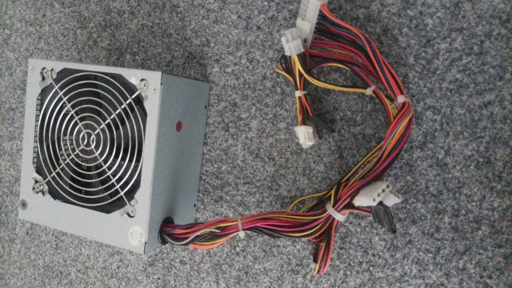 Продается блок питания HuntKey CP-350H 350W