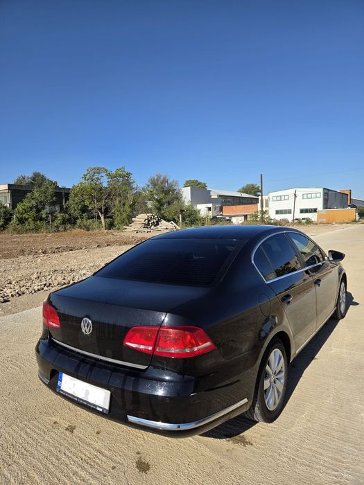 VW Passat B7 2.0 TDI DSG | Scaune  Încălzite | Parbriz Încălzit | Motor CFFB