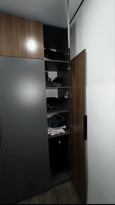 Продам шкаф для спальни