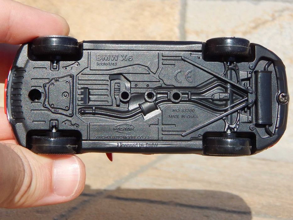 Macheta BMW X6 xDrive50i (2008-2014) sc 1:43