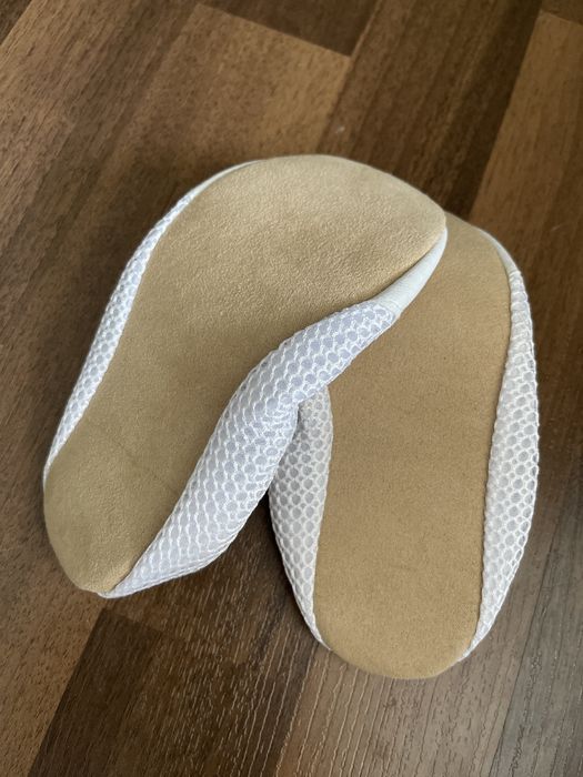 Чешки для девочек белые 28 размера