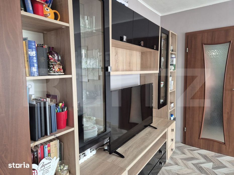 VANZARE URGENTĂ! 3 camere in Florilor, 41 mp, parcare si boxa propri