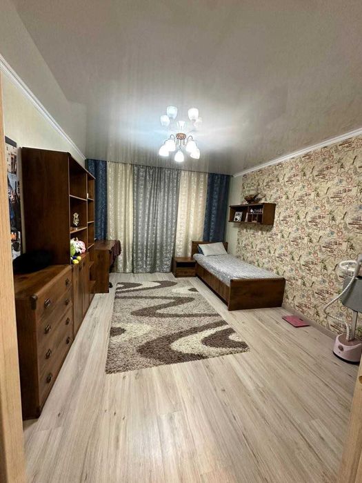 Продам 2-ком квартиру Клуб строителей