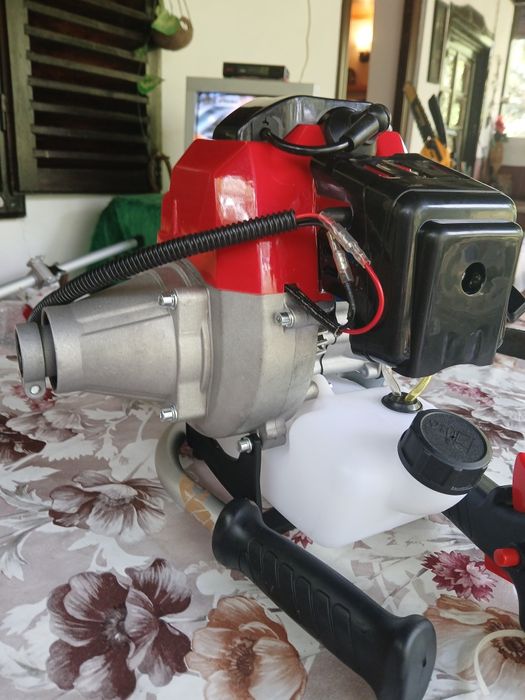 Продавам тример нов