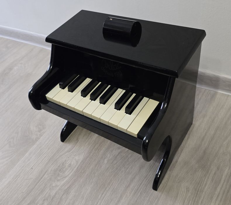 Малко детско пиано