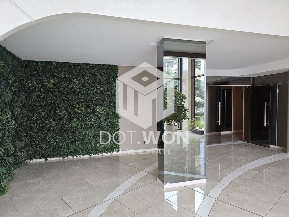 Дава се под наем Тристаен апартамент в София, Изток - 122 кв.м за 1196.97 € - Снимка #11