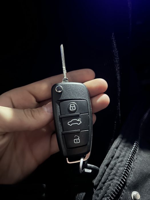 продам ключ нулевый , ауди , ваг , с чипом