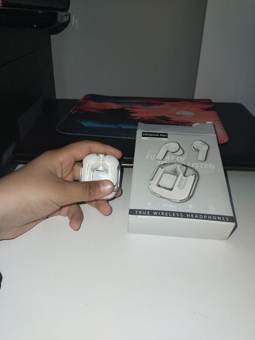 Наушники ultrapods max . Wireless 5.3