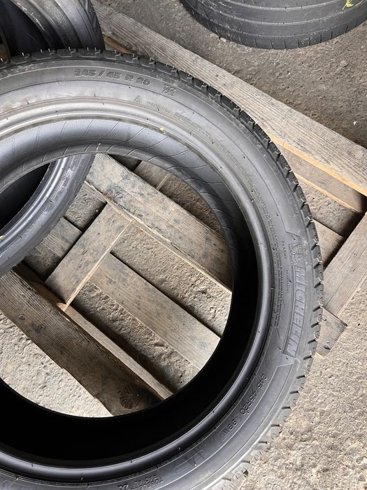 2 anvelope M+S  245/45/20 , Michelin , 6 mm