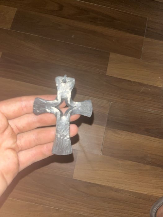 Vand cruce forjata manula