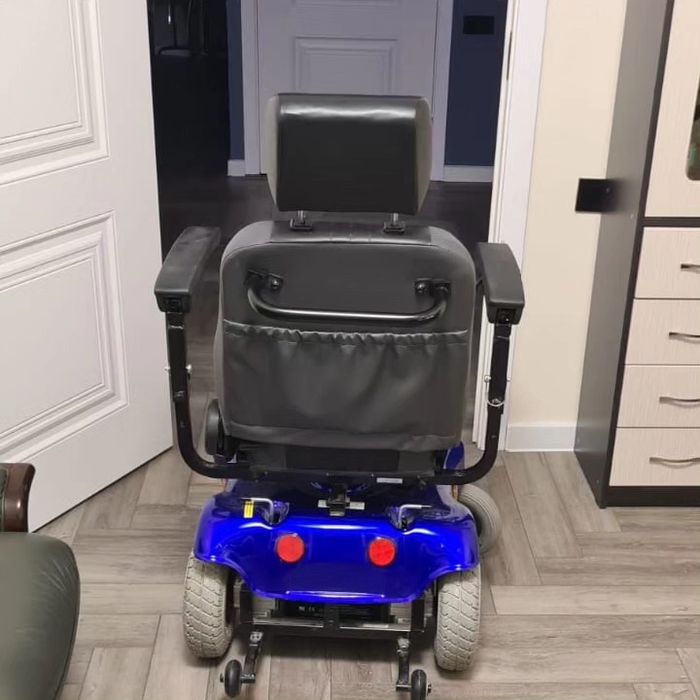 Инвалидная коляска с электроприводом, электроколяска