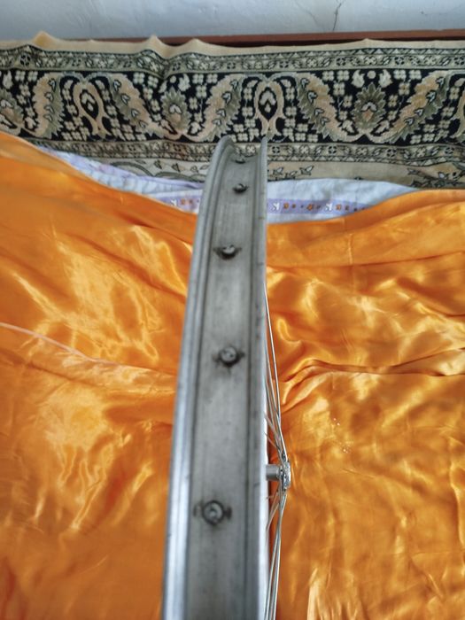 Продам переднее колесо велосипеда Урал