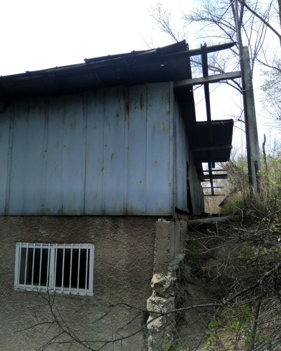 Продава къща в с.Дяково