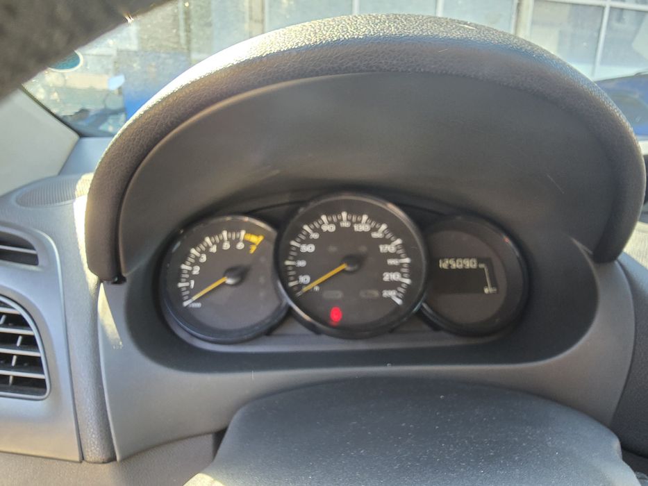 RENAULT Megane 2010 — imagine 3