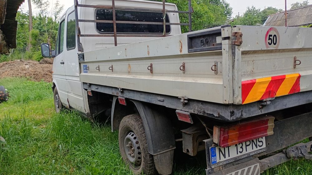 Vând Mercedes 1700€