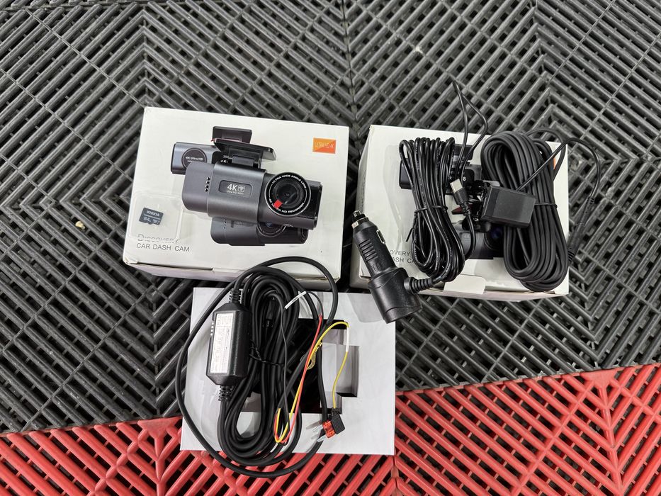 Camera auto pentru bord 4K + camera spate