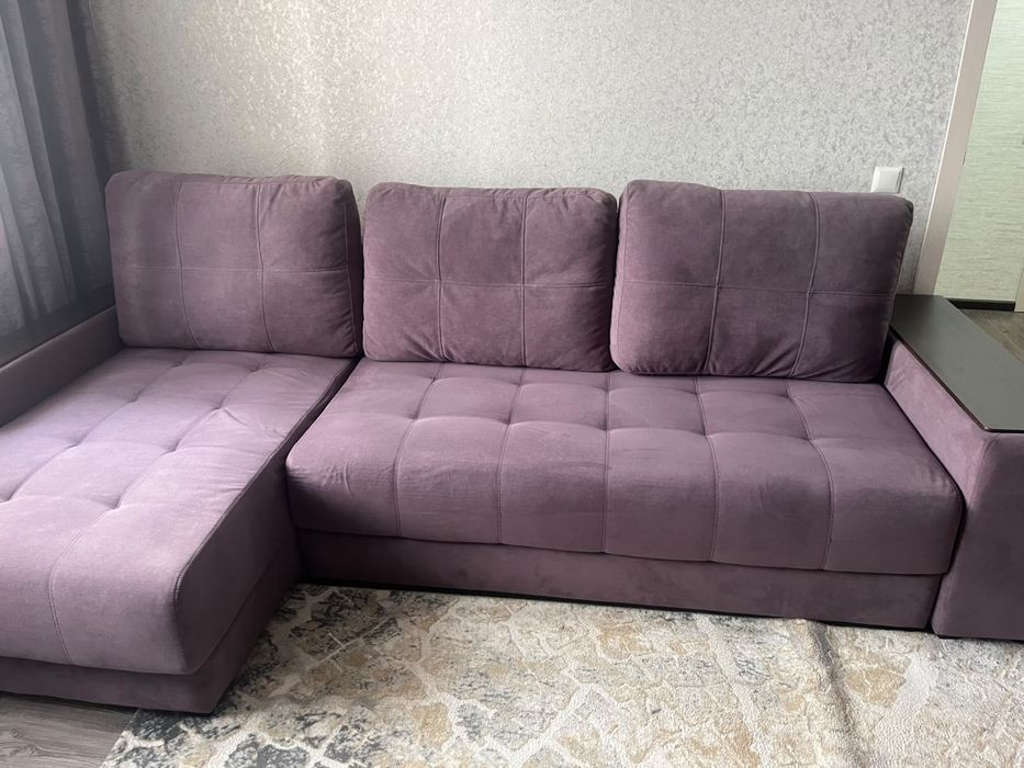 Продам диван в отличном состоянии