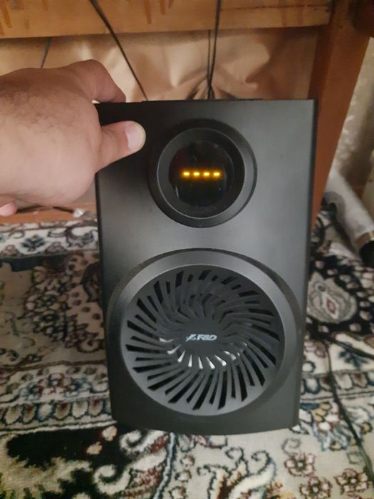 Колонка F&D F190X