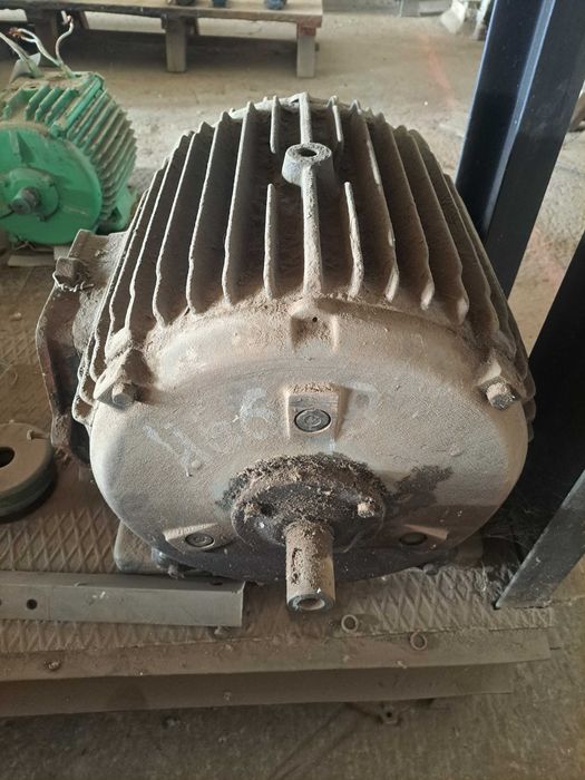 двигатели электрические б/у (Куржункуль)