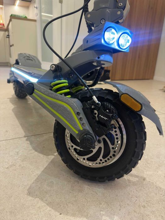 Mukuta 10+ dual motor - Електрическа тротинетка (само на 215 км)