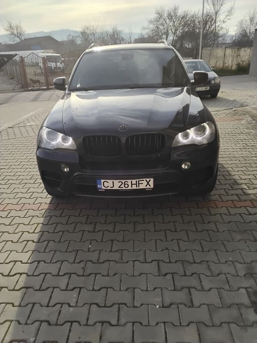 Se vinde BMW  x5 2011/ 2012 301 km