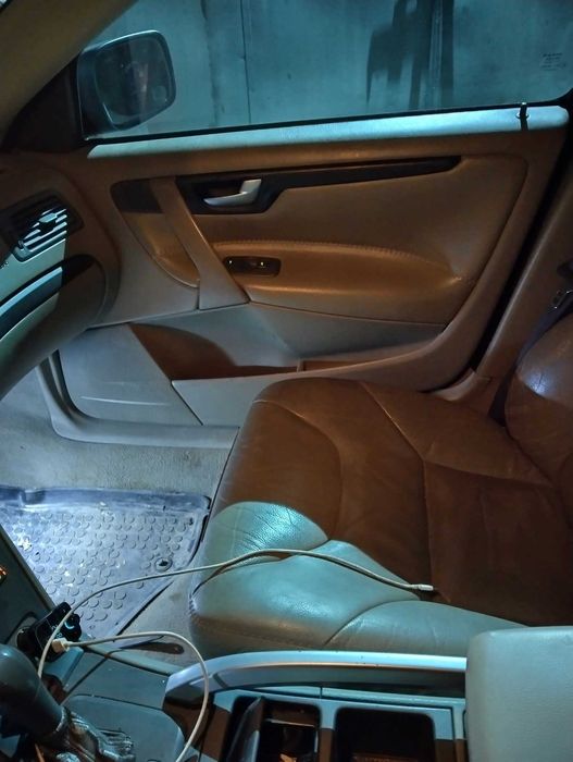 Волво Хц70 2.4д5 185 автомат на части 06г