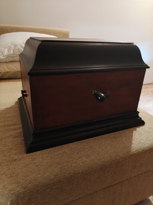 Gramofon de epocă