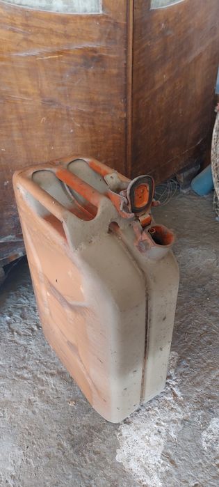 Канистра металлическая