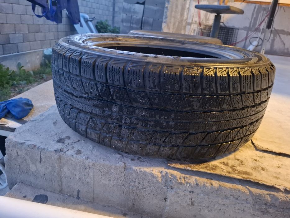 Продам зимнюю шину