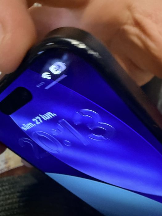 Iphone 16,128 gb