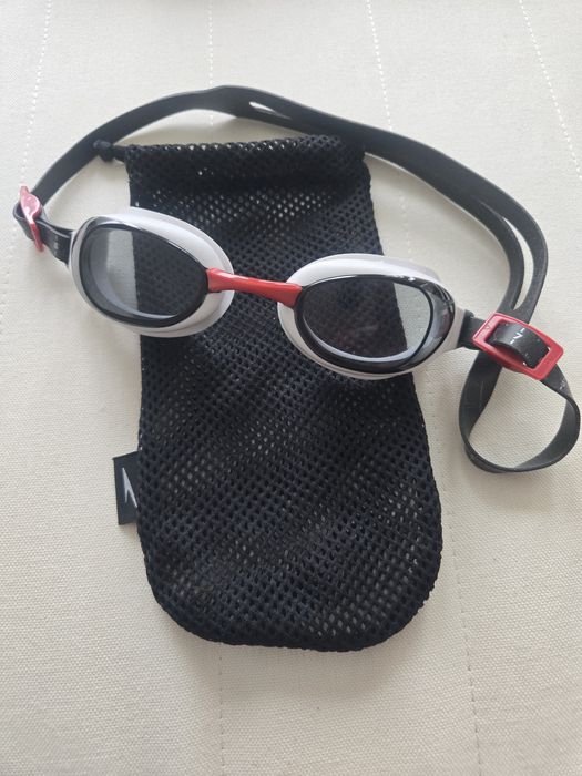 Очила за плуване Speedo
