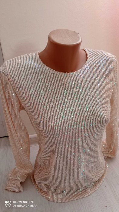 Блузка, дамски дрехи, туники, рокли и др.