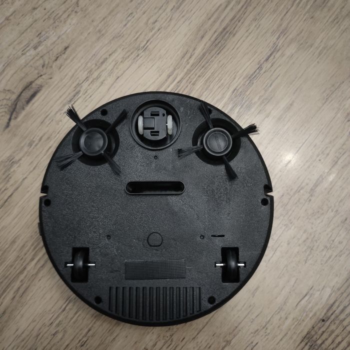 Детский робот пылесос