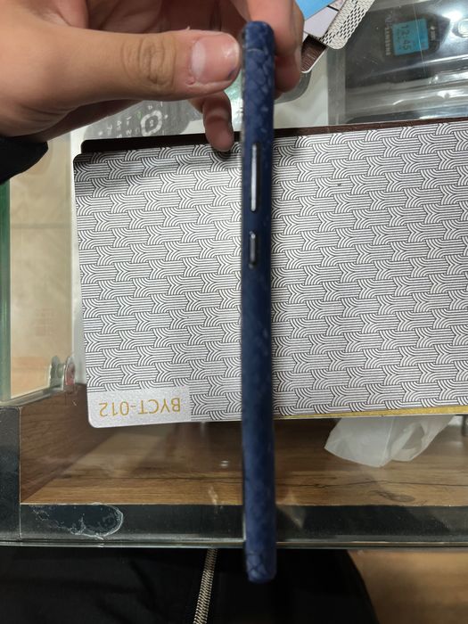 Xa Huavey y9 128 xotira zaryad Yaxshi ushlaydi