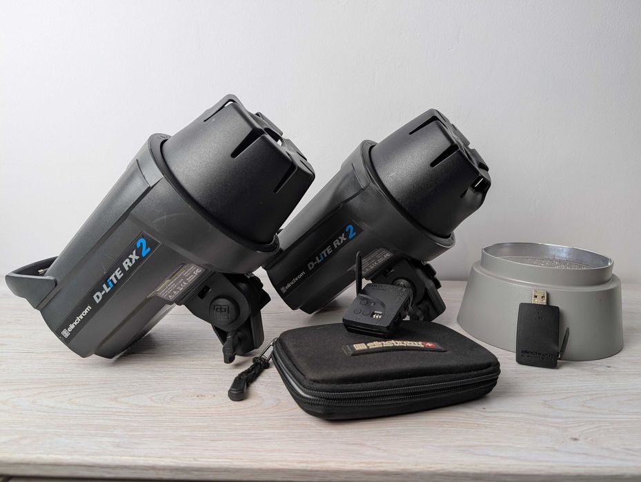 Kit 2 blitzuri Elinchrom D-lite RX 2 + triggere + softobox + reflector