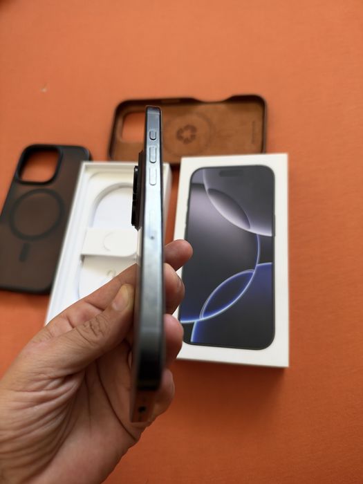 Vand I Phone 16 Pro